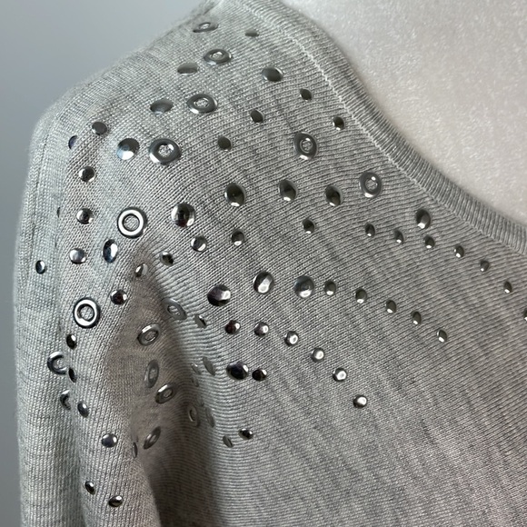 Cable & Gauge Heather Grey 3/4 Sleeve Sweater Sz Medium. - Picture 3 of 9